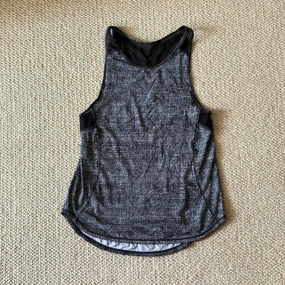 Lululemon tank top​